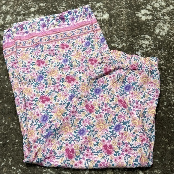 Pants - Woman’s Pants sz Large